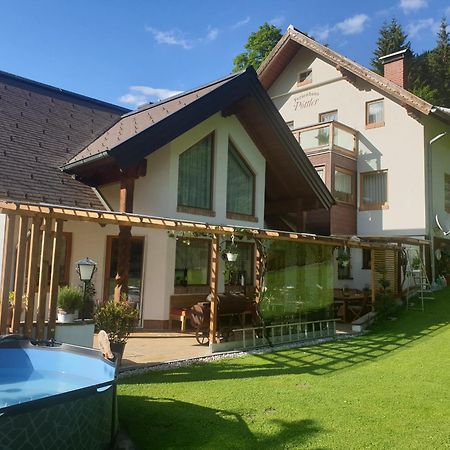 Ferienhaus Poettler Untertauern Luaran gambar